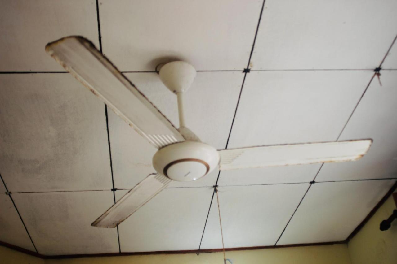 Hotel Sunshine Guest Matara Esterno foto